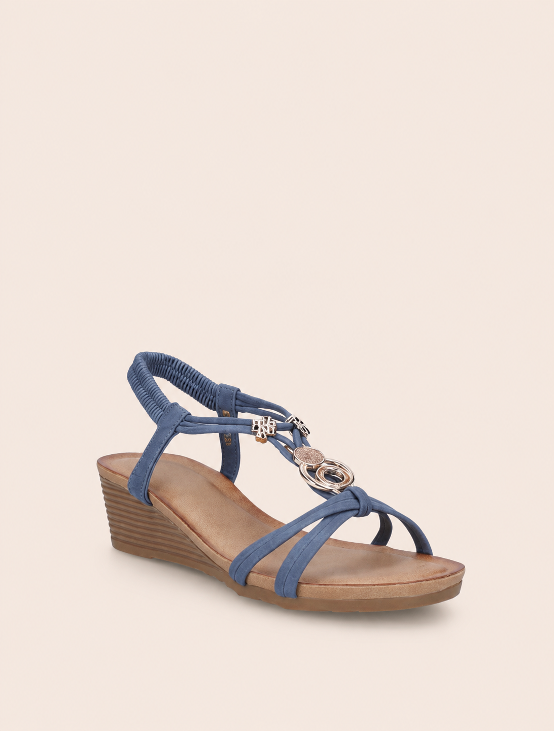 Sandalias de Cuña con Adornos Metálicos
