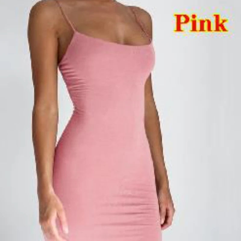 Minivestido ajustado con tirantes