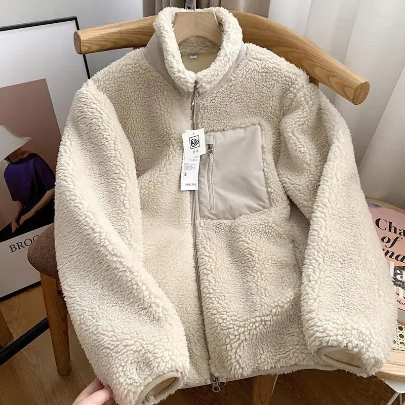 Chaqueta borreguito con cremallera y cuello alto