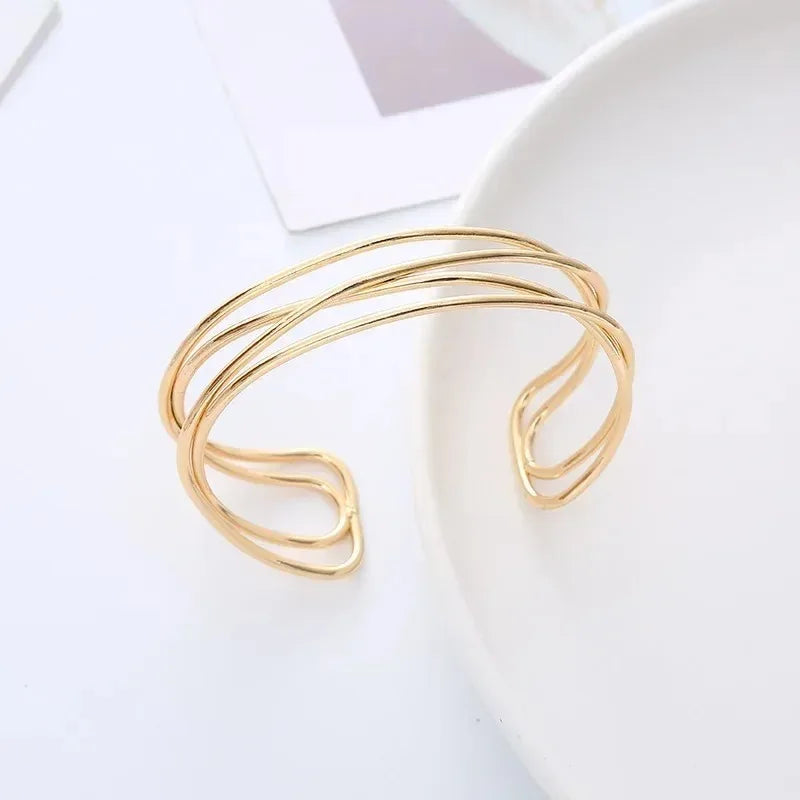 Pulsera Mobius chapada en oro Nuevos diseños 2026