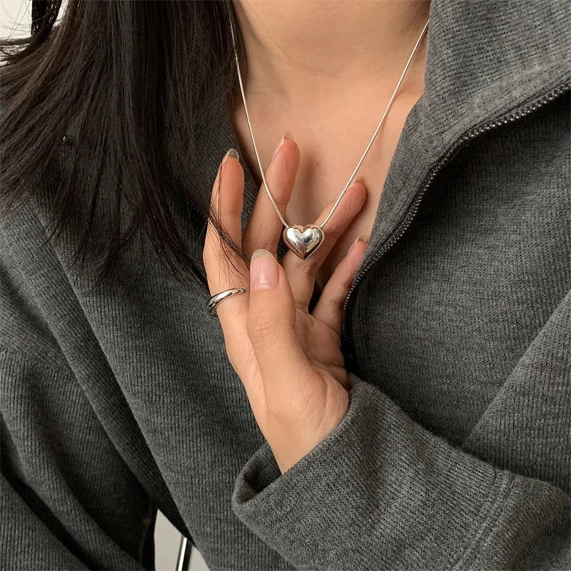 Nuevo collar con colgante de corazón de amor
