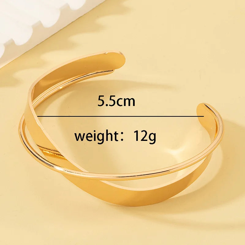 Pulsera Mobius chapada en oro Nuevos diseños 2026